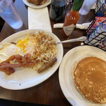 Louie's Waffle House - Breakfast & Brunch Near Me - Joliet, Illinois Louie's Waffle House - Breakfast & Brunch Near Me - Joliet, Illinois