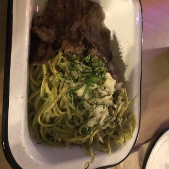 Casa Chaskis - Tallarin verde con bistec. HIGHLY recommend! - Peruvian Near Me - Long Beach, California Casa Chaskis - Tallarin verde con bistec. HIGHLY recommend! - Peruvian Near Me - Long Beach, California