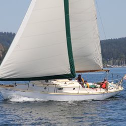 Northwest Classic Day Sailing - Another group booking! Sailing to Yellow Island with Captain Ward Fay.