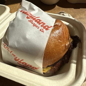 Velzyland Burger Co - Velzy cheese burger - Burgers Near Me - Wailuku, Hawaii Velzyland Burger Co - Velzy cheese burger - Burgers Near Me - Wailuku, Hawaii