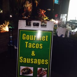 Gourmet Tacos And Sausages - Outside