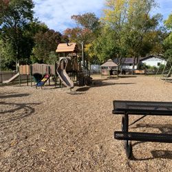 Park Street Playground - Park view from parking lot