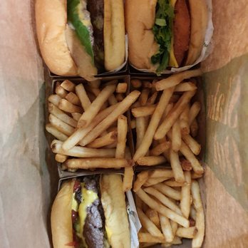 Shake Out Smales Farm - Burgers Near Me - Takapuna, AUK