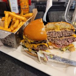 Chili's - Old Timer's Double and fries