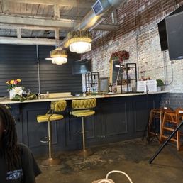 HER MAJESTY KITCHEN - Updated July 2025 - 21 Photos & 18 Reviews - 94 E ...
