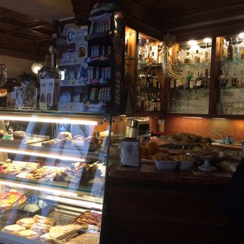 Vivoli - Ice Cream & Frozen Yogurt Near Me - Florence, FI Vivoli - Ice Cream & Frozen Yogurt Near Me - Florence, FI