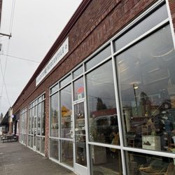 Gladstone Mercantile - Front of building