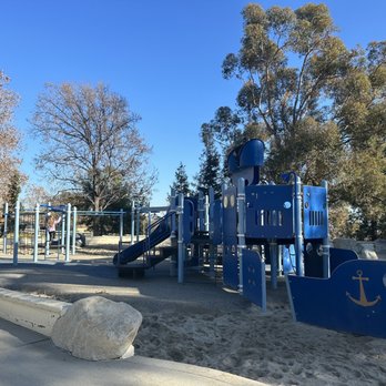Heritage Community Park - Parks Near Me - Rancho Cucamonga, California