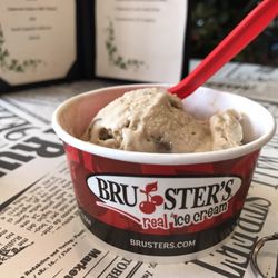 JJ's Ice Cream Parlor & Chocolate Shop - Small scoops for the price. $3.75 for this scoop.