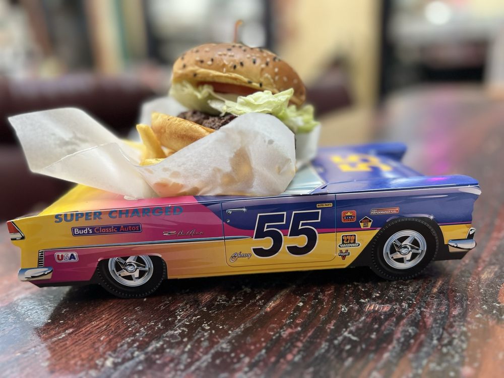 Mel's Drive In