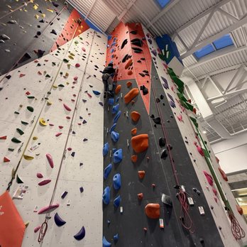 The Gravity Vault - Kids Activities Near Me - Westbury, New York