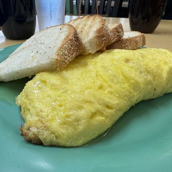 Real Food Cafe - Omelette - Breakfast & Brunch Near Me - Grand Rapids, Michigan Real Food Cafe - Omelette - Breakfast & Brunch Near Me - Grand Rapids, Michigan