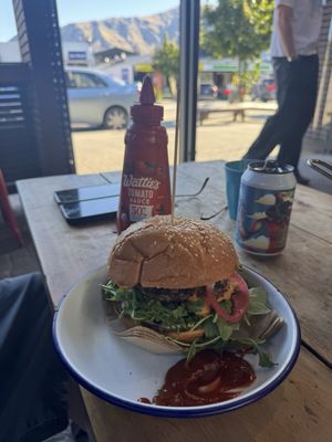 Red Star Burger Bar by null