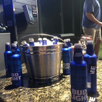 Topgolf - New American Near Me - Jacksonville, Florida