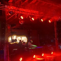 Stage Stage