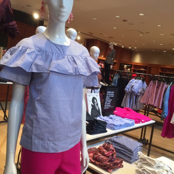 J Crew - Women's Clothing Near Me - Philadelphia, Pennsylvania