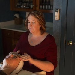 Essential Therapies Day Spa