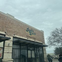 Body Shop Movement Studio - Outside
