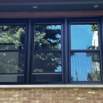 Royalty Windows & Siding - Bedrooms windows - Windows Installation Near Me - Glenview, Illinois