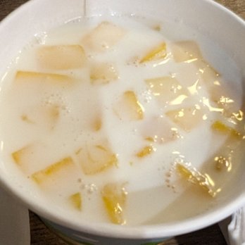 CT Sweet Kingdom - Coconut Milk, Mango and Mochi - Desserts Near Me - Boston, Massachusetts CT Sweet Kingdom - Coconut Milk, Mango and Mochi - Desserts Near Me - Boston, Massachusetts