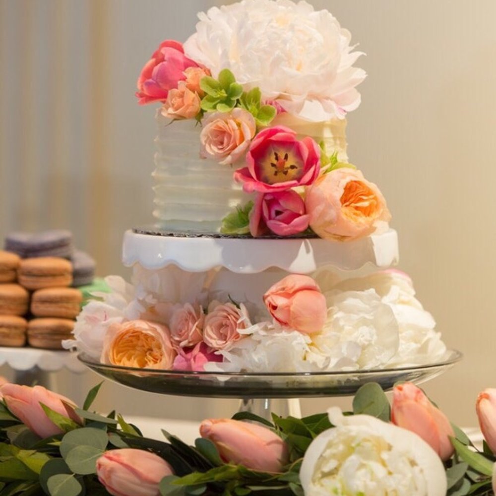 Bold Love Events - We got a plain white cake for Bold Love to decorate. Isn't it perfect? - Party & Event Planning Near Me Bold Love Events - We got a plain white cake for Bold Love to decorate. Isn't it perfect? - Party & Event Planning Near Me
