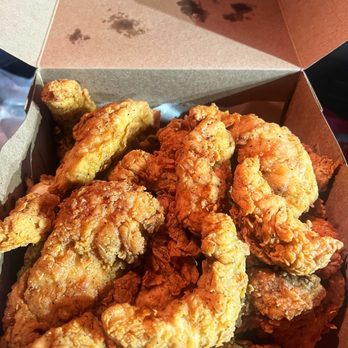 Donahoo's Golden Chicken - Box of Mixed 12 PC Chicken Family Combo: Bone in and Strips. - Chicken Wings Near Me - Pomona, California