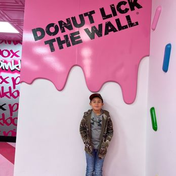 Pinkbox Doughnuts - Donuts Near Me - Henderson, Nevada Pinkbox Doughnuts - Donuts Near Me - Henderson, Nevada