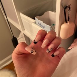 long acrylic mani w design -- $90