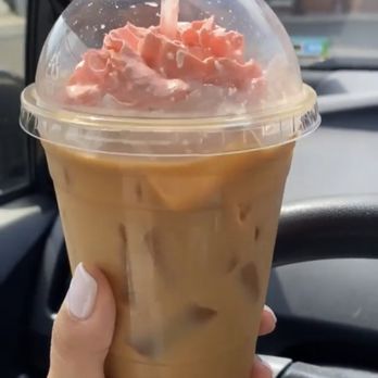 Haus Cafe - 16 oz Iced Haus Caramel with Vanilla bourbon whipped cream - Coffee & Tea Near Me - Fair Lawn, New Jersey