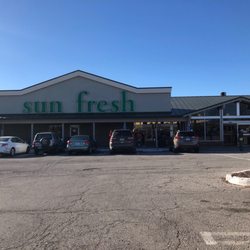 Lipari's Sun Fresh Markets