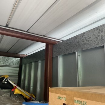 Extra Space Storage - Gap allowing dust into your unit - Self Storage Near Me - San Ramon, California