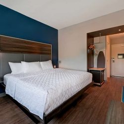 Tru by Hilton Mooresville - Guest room