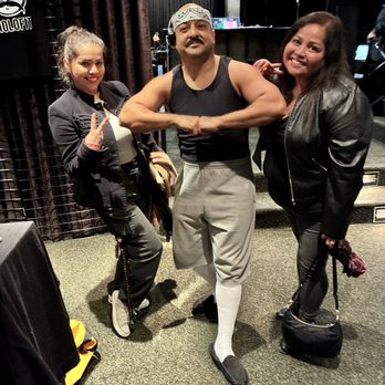 Park West - Meet & Greet after the show with Frankie Quinones - Music Venues Near Me - Chicago, Illinois Park West - Meet & Greet after the show with Frankie Quinones - Music Venues Near Me - Chicago, Illinois