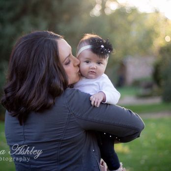 Mountain Mama Photo - Mommy and baby - Session Photography Near Me Mountain Mama Photo - Mommy and baby - Session Photography Near Me