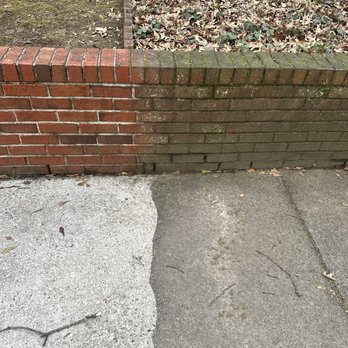 GID Enterprise Get It Done! - Sidewalk and retention wall before and after. - Pressure Washers Near Me - Atlanta, Georgia GID Enterprise Get It Done! - Sidewalk and retention wall before and after. - Pressure Washers Near Me - Atlanta, Georgia