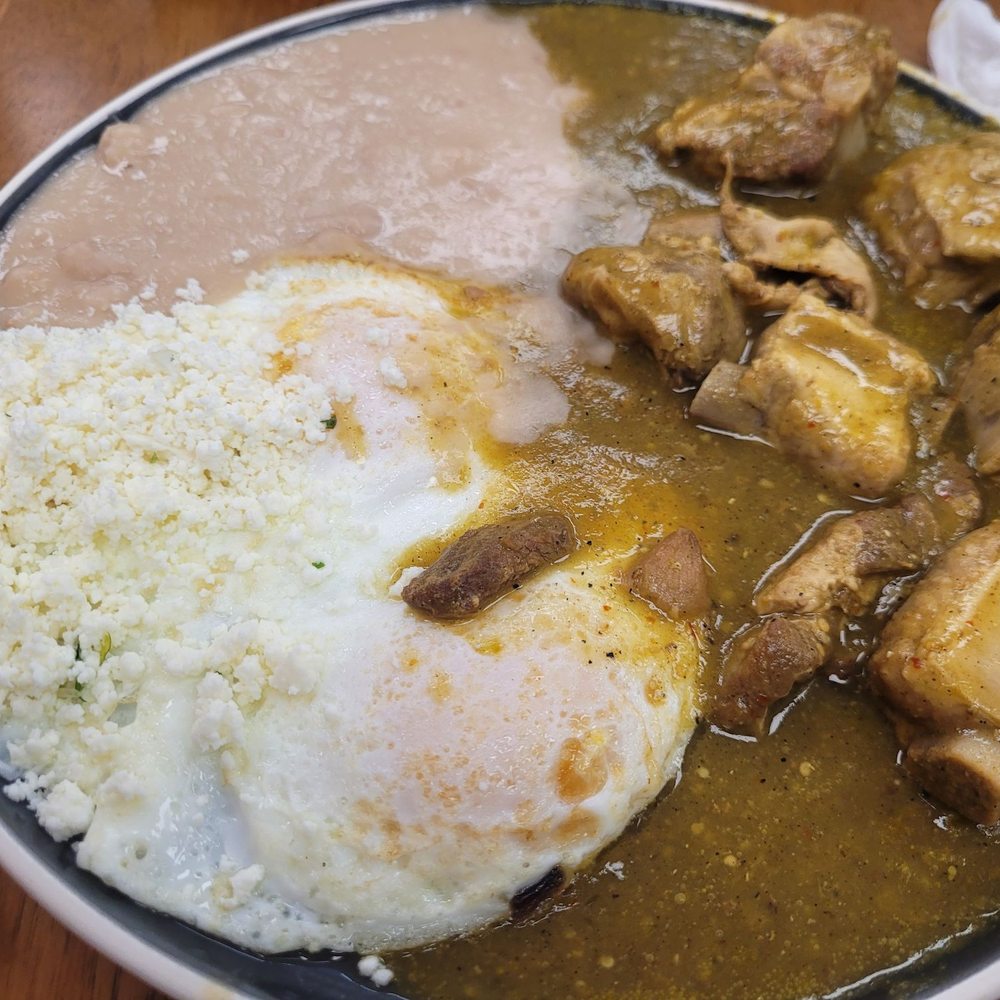 Don Chon Menudo - Costillas en Salsa verde - Mexican Near Me - Pacoima, California