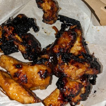 Mountain Mike's Pizza - Burned wings - Pizza Near Me - Marina, California