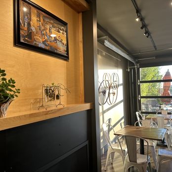 Fiddleheads Coffee Roasters - Coffee & Tea Near Me - Menomonee Falls, Wisconsin