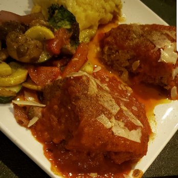 Yellow Brix Restaurant - Seafood Near Me - Carlsbad, New Mexico