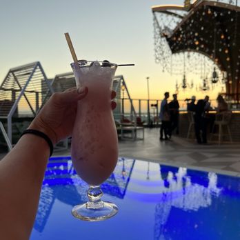 Golden Hour - Risa - Cocktail Bars Near Me - Los Angeles, California
