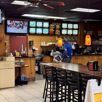 China Express Chinese Restaurant - Seating area - Chinese Near Me - Pineville, North Carolina China Express Chinese Restaurant - Seating area - Chinese Near Me - Pineville, North Carolina