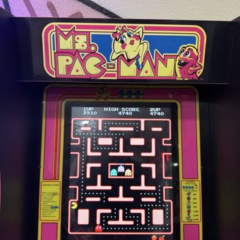 On A Roll - inside arcade game - Ice Cream & Frozen Yogurt Near Me - Anaheim, California On A Roll - inside arcade game - Ice Cream & Frozen Yogurt Near Me - Anaheim, California