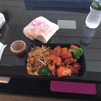 Ming Garden - Shrimp fried rice w/ General Tsao's chicken and an order of crab Rangoon's. - Chinese Near Me - Pawtucket, Rhode Island Ming Garden - Shrimp fried rice w/ General Tsao's chicken and an order of crab Rangoon's. - Chinese Near Me - Pawtucket, Rhode Island