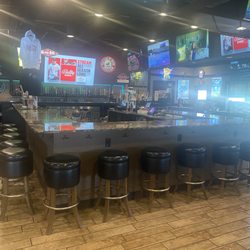 Boulder Tap House - Bar area - look at all the taps in back!