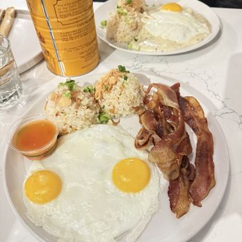 Neighborhood Cafe - The Neighborhood Plate - Bubble Tea Near Me - Tukwila, Washington
