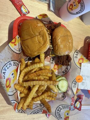 Dave's Hot Chicken by null