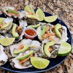 Paisanos Plaza - Hillsboro - Oysters and shrimp, lots of lime.