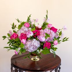 Diana's Flowers - Anna's Beauty - Mother's Day flowers in Valley Village with same-day delivery!