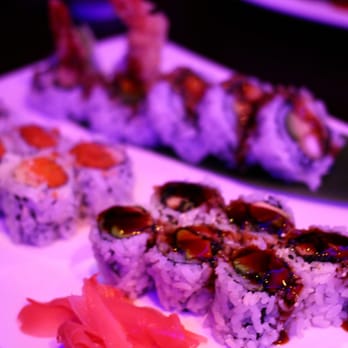 Sushi Yanagi - Special plate that comes with 3 different sushi rolls. Unagi, Shrimp Tempura, and I always forget that last one :/ - Japanese Near Me - Chelmsford, Massachusetts Sushi Yanagi - Special plate that comes with 3 different sushi rolls. Unagi, Shrimp Tempura, and I always forget that last one :/ - Japanese Near Me - Chelmsford, Massachusetts