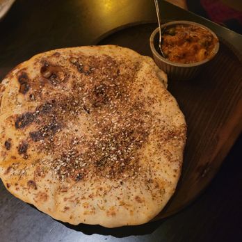 Armitage Alehouse - Naan with yummy lamb - Pubs Near Me - Chicago, Illinois Armitage Alehouse - Naan with yummy lamb - Pubs Near Me - Chicago, Illinois